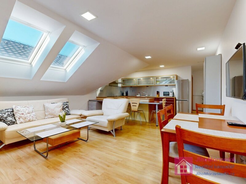 Pronájem vybaveného bytu 4+kk, Dobré Pole