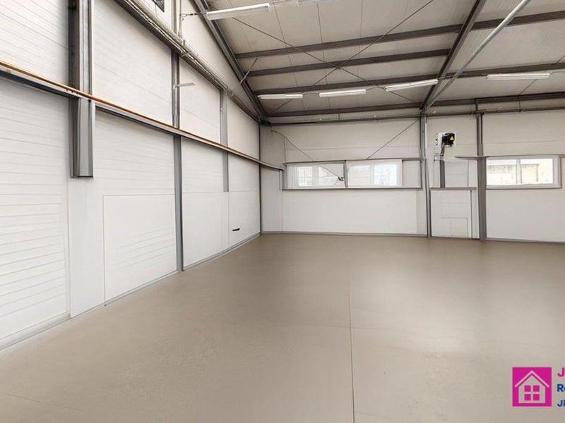 Pronájem výrobní / skladovací haly 200 m², Velkomoravská, Hodonín