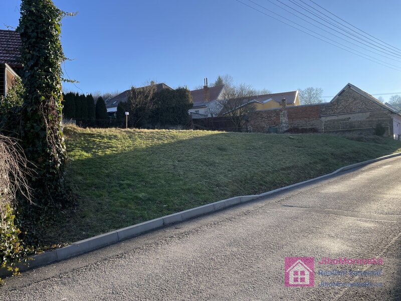 Prodej stavebního pozemku 509 m² se stavebním povolením, Nové Hvězdlice